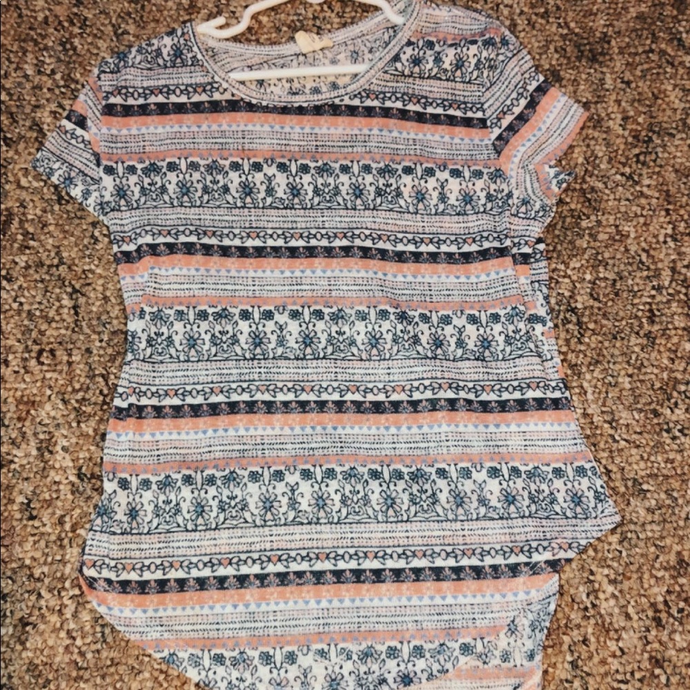 Short sleeve dressy shirt